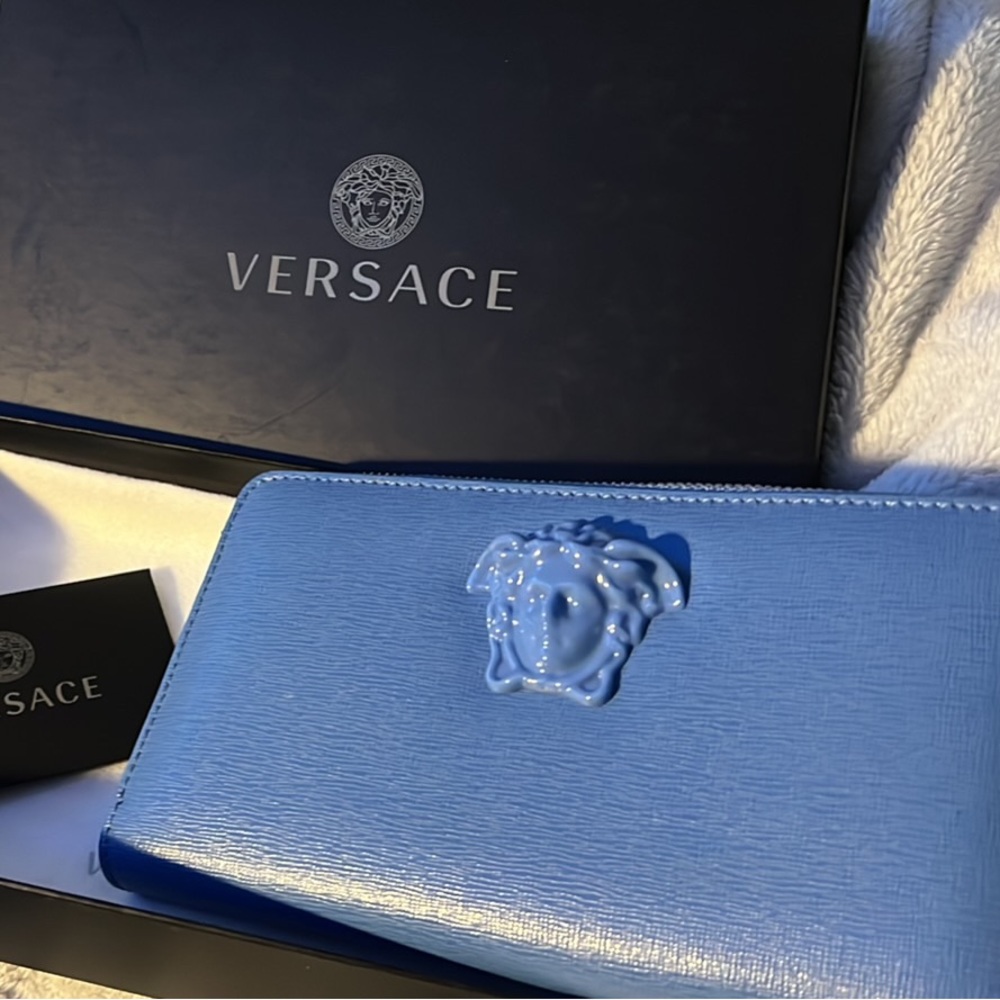 Versace “La Medusa” Wallet